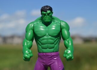 Czy Hulk podniósł młot Thora?